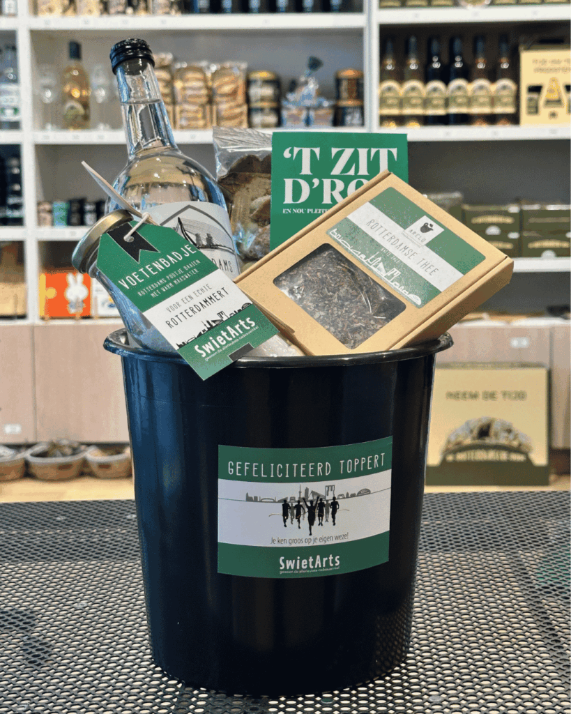 Rotterdam collectie 010Rdam eigen merk SwietArts gewoon de allerleukste cadeauwinkel