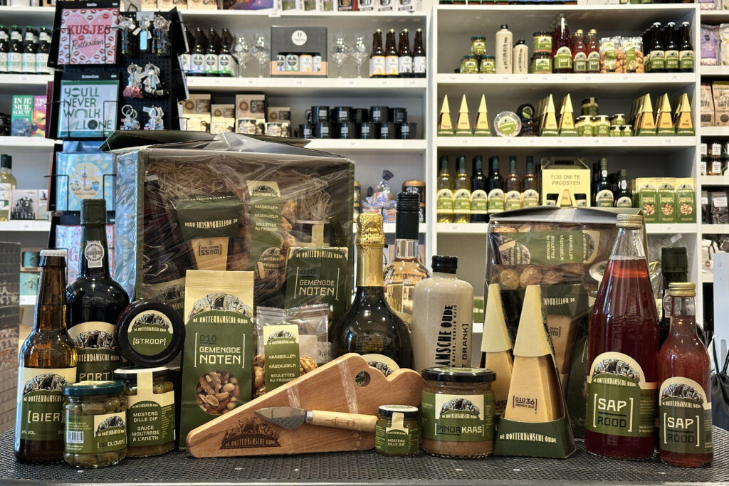 Rotterdam collectie eigen merk SwietArts gewoon de allerleukste cadeauwinkel